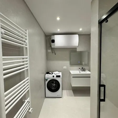 Apartment Ros'es Central Tirana